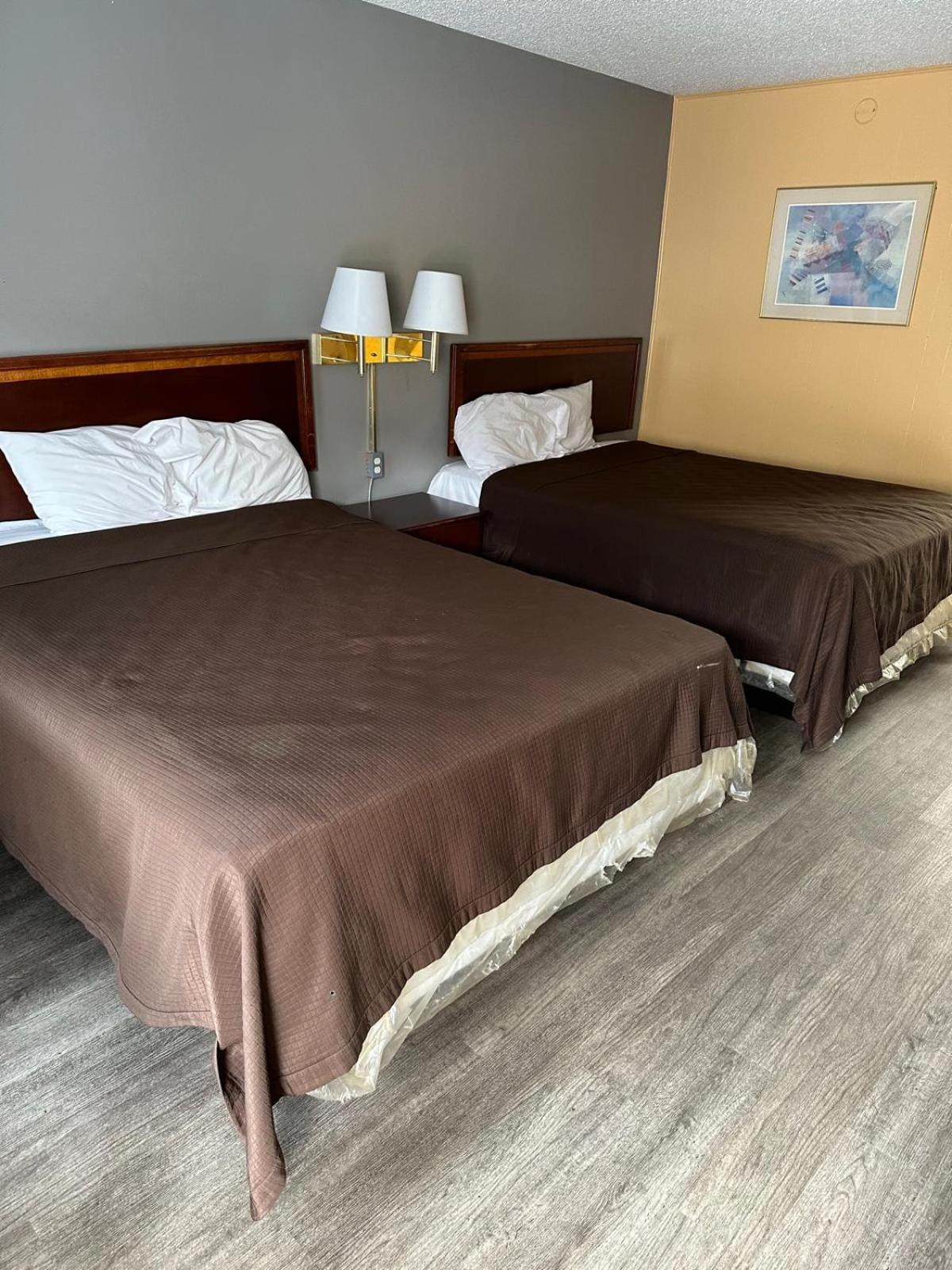 College Inn Spartanburg Bagian luar foto
