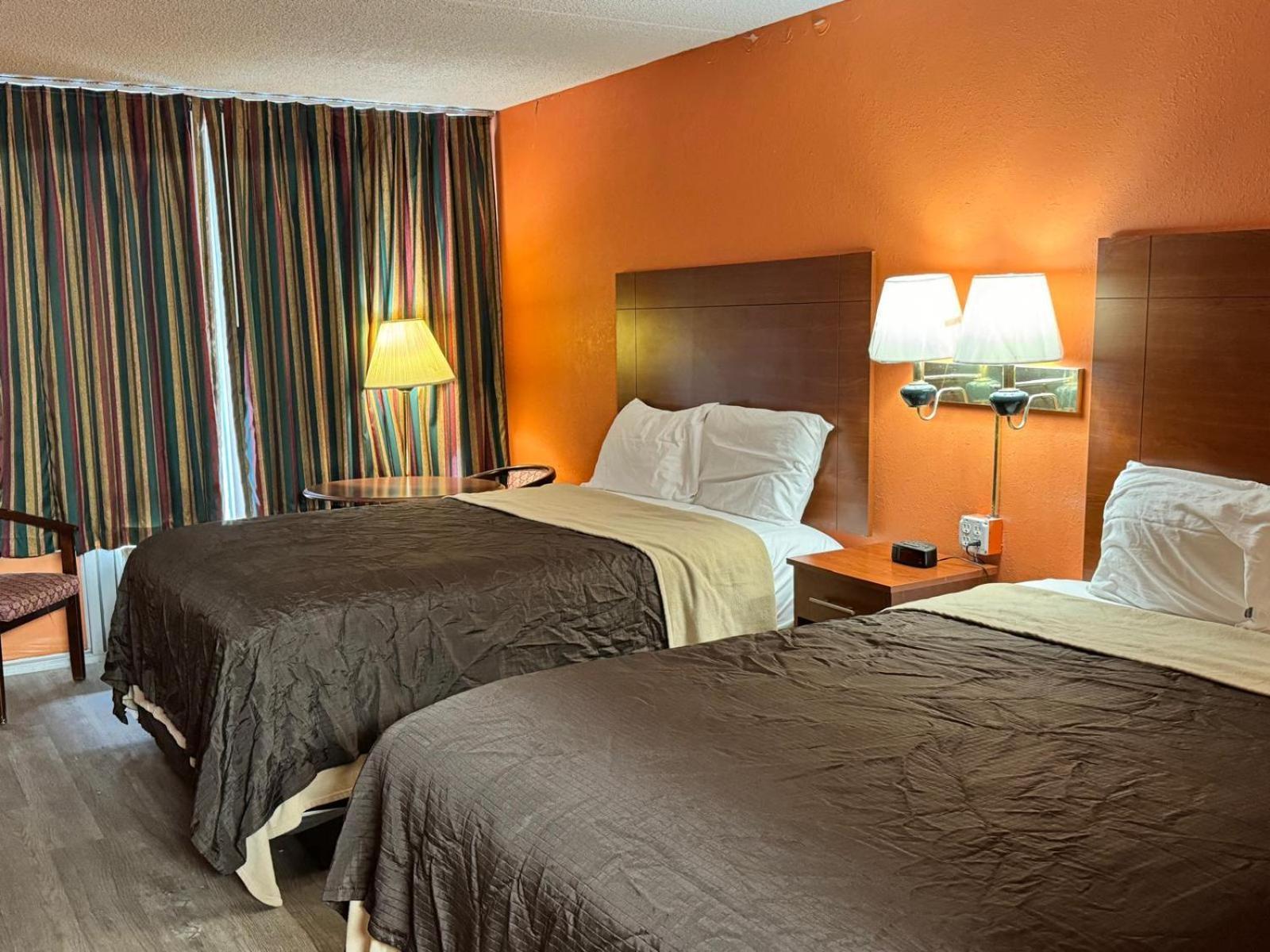College Inn Spartanburg Bagian luar foto