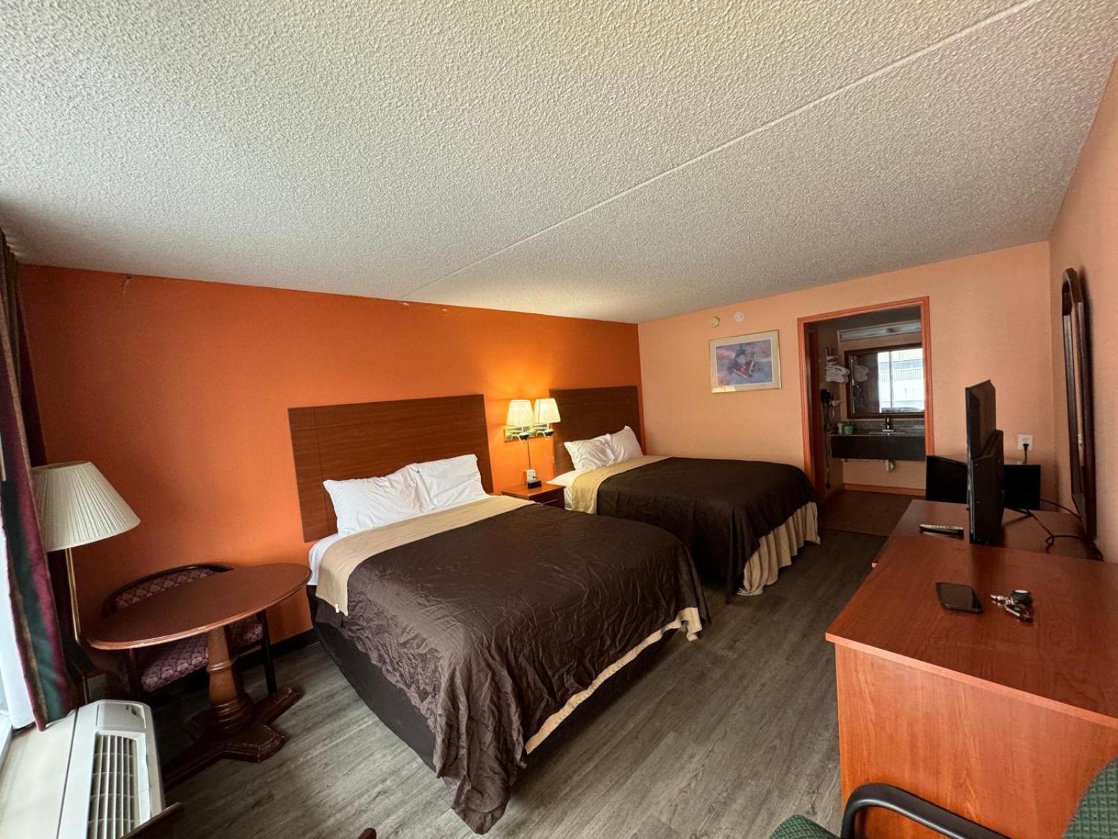 College Inn Spartanburg Bagian luar foto