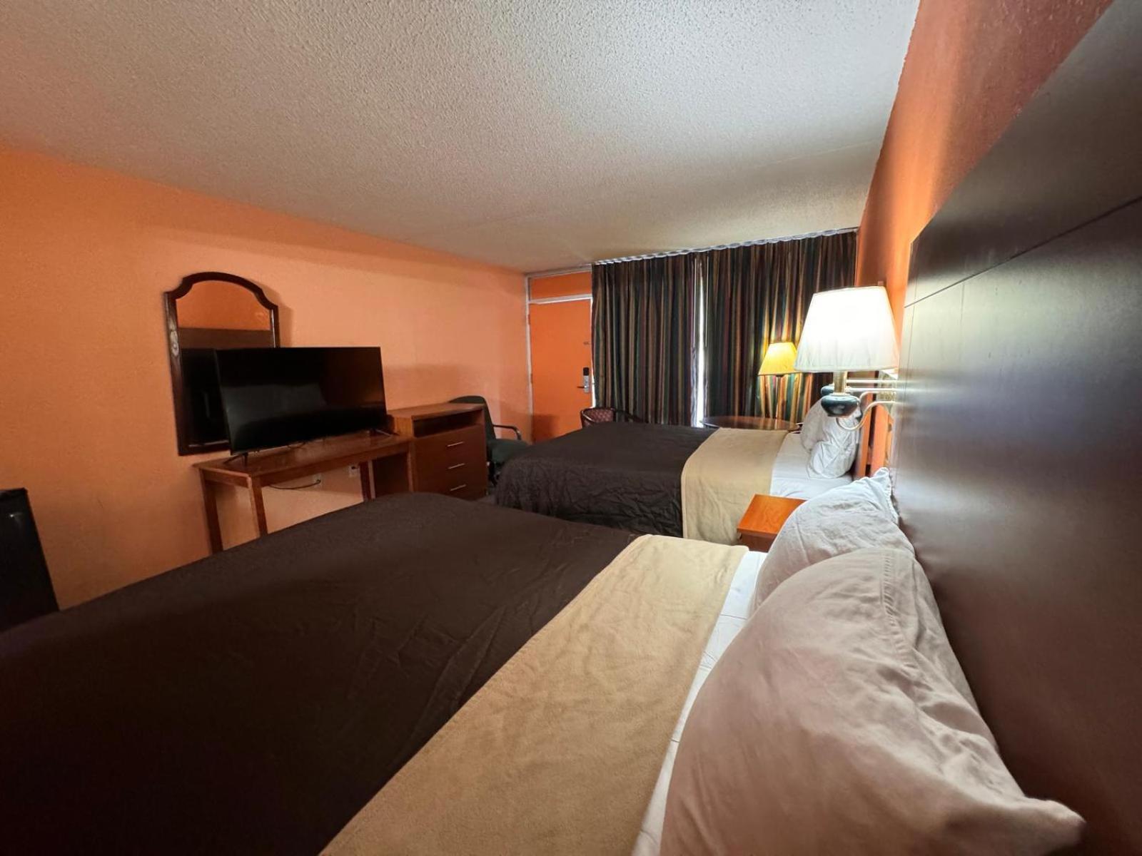 College Inn Spartanburg Bagian luar foto